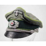 4.1.) Uniformen / Kopfbedeckungen Wehrmacht: Schirmmütze für Grenadier-Offiziere.Feldgraues Tuch,