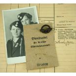 1.2.) Deutsches Reich (1933-45) Nachlass einer Eisenbahnerin mit der Dienstnadel, in Bronze, in