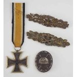 1.2.) Deutsches Reich (1933-45) Nachlass eines tapferen Grabenkämpfers.1.) Eisernes Kreuz, 1939,