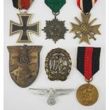1.2.) Deutsches Reich (1933-45) Nachlass eines Krim-Kämpfers.1.) Eisernes Kreuz, 1939, 2. Klasse;