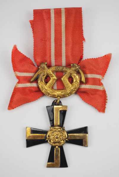 2.1.) Europa Finnland: Orden des Freiheitskreuzes, 1939, 3. Klasse mit Schwertern.Eisen lackiert,
