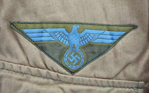 4.1.) Uniformen / Kopfbedeckungen Wehrmacht: Tropenfeldbluse eines Unteroffiziers der Artillerie des - Image 3 of 8