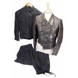 4.1.) Uniformen / Kopfbedeckungen Wehrmacht: Uniform Ensemble eines Panzersoldaten.1.) Lederjacke: