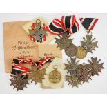 1.2.) Deutsches Reich (1933-45) Lot von 12 Kriegsverdienst Kreuzen und Medaillen.Fundgrube.