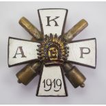 2.1.) Europa Lettland: Abzeichen des Kurzeme Artillerie Regiments.Buntmetall vergoldet, teilweise
