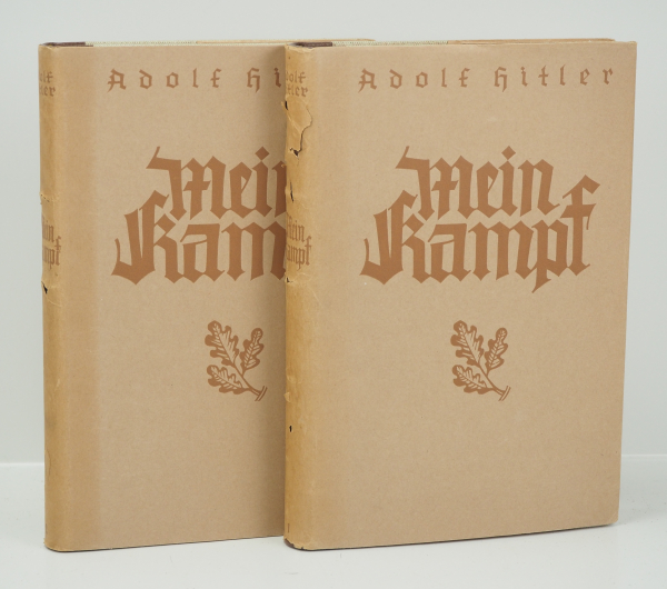 6.1.) Literatur Hitler, Adolf: Mein Kampf - Geschenkausgabe in 2 Bänden.Zentralverlag der N.S.D.A.