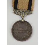2.2.) Welt Preussen: Kriegsverdienstmedaille.Silber, mit türkischer Agraffe, am Non-Combattanten-