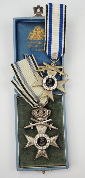 1.1.) Kaiserreich (bis 1933) Bayern: Militär-Verdienstkreuz, 2. Klasse mit Krone und Schwertern /