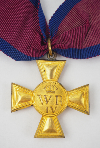 1.1.) Kaiserreich (bis 1933) Hannover: Wilhelmskreuz für 25 Dienstjahre der Offiziere.Vergoldet,