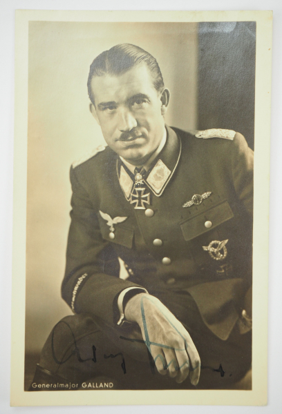 3.3.) Autographen Galland, Adolf.(1912-1996). Generalleutnant und Generalinspekteur der Luftwaffe.