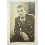 3.3.) Autographen Galland, Adolf.(1912-1996). Generalleutnant und Generalinspekteur der Luftwaffe.