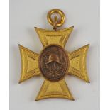 1.1.) Kaiserreich (bis 1933) Bayern: Feuerwehr-Verdienstkreuz des Freistaates, Miniatur.Vergoldet,