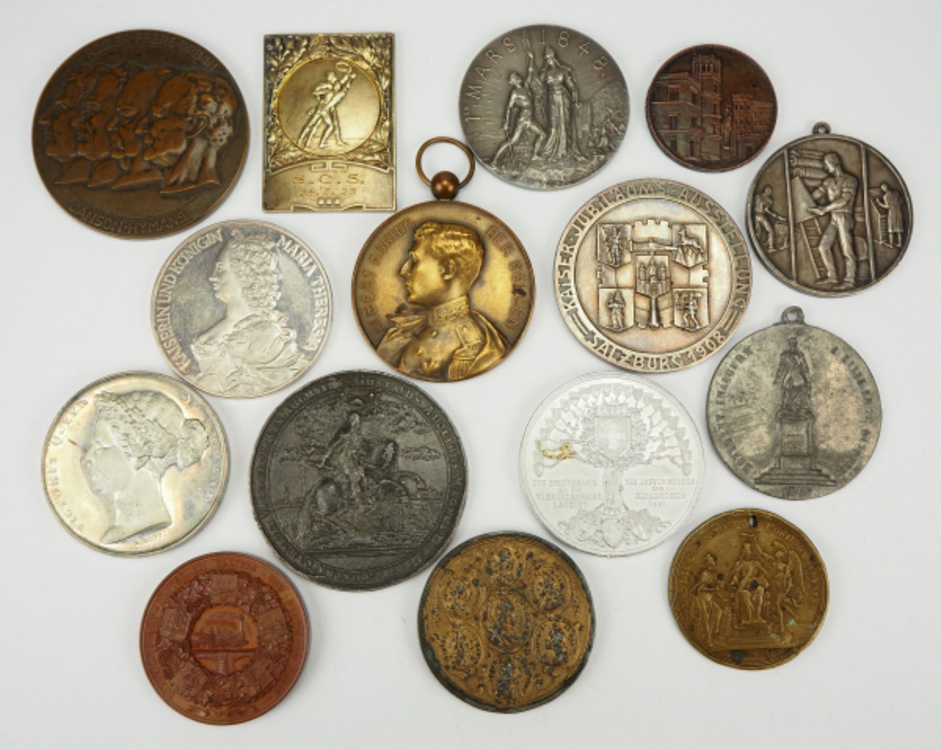 7.4.) Münzen Sammlung Medaillen und Plaketten.Diverse in unterschiedlichen Materialien.Zustand: II