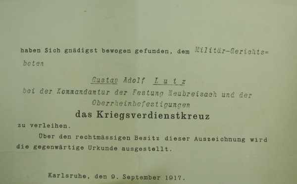 7.1.) HistoricaUrkundengruppe eines Militärgerichtsboten.1.) Baden: Kriegsverdienstkreuz, 2.) - Image 2 of 3