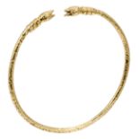 Bracelet type jonc, massif en or jaune stylisant deux serpents Poids brut : 25,65 g [...]