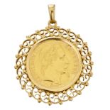 Pendentif or jaune serti d'une pièce Napoléon III Poids brut : 10,59 g - - [...]