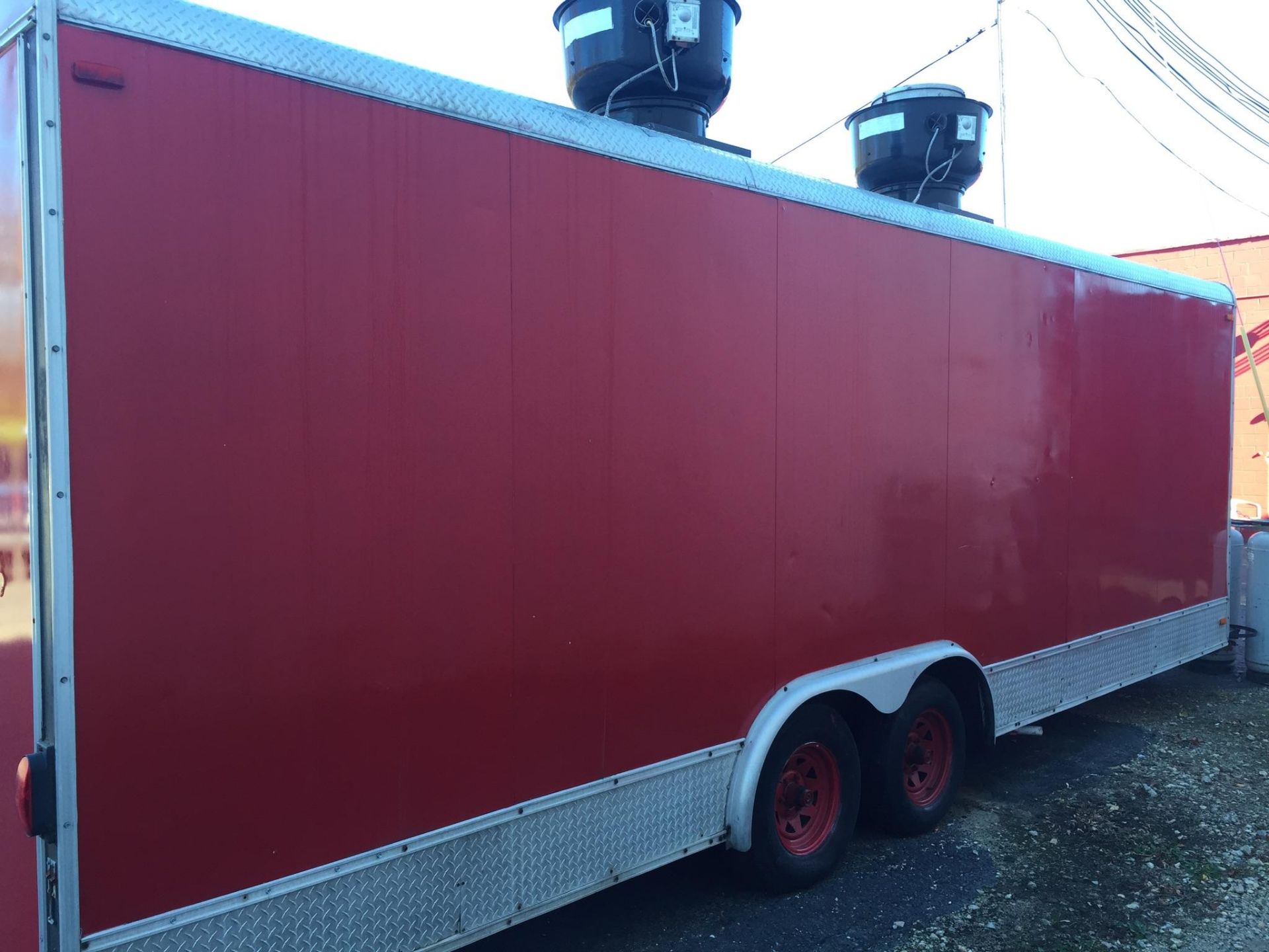 Complete 22 foot Mobile Concession Kitchen and trailer - Image 5 of 10