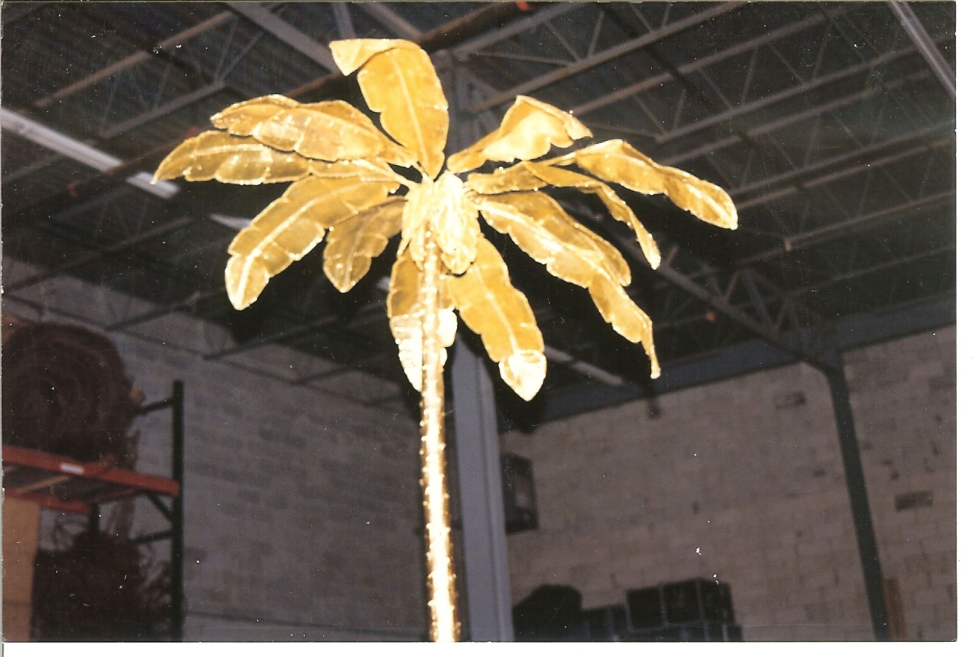 Gold Leaf Palm trees (includes bases, 11- 5.5" trunks and 20 7 foot trunks 19 heads and 240 leaves)