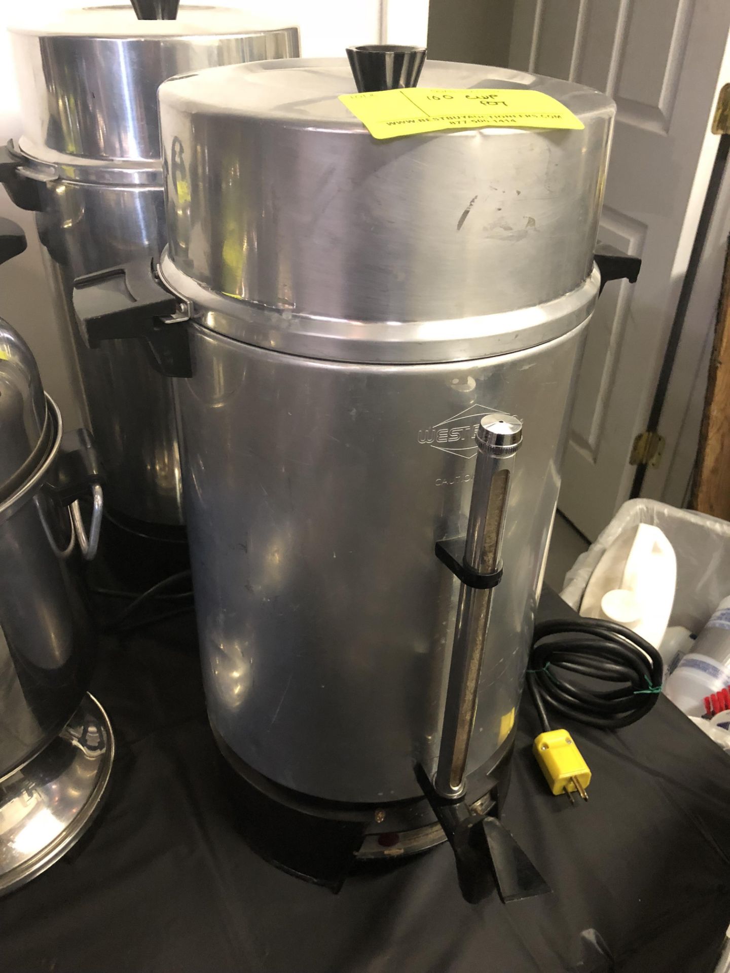 Lot 242 - 1 large aluminum coffee pot, 100 cups