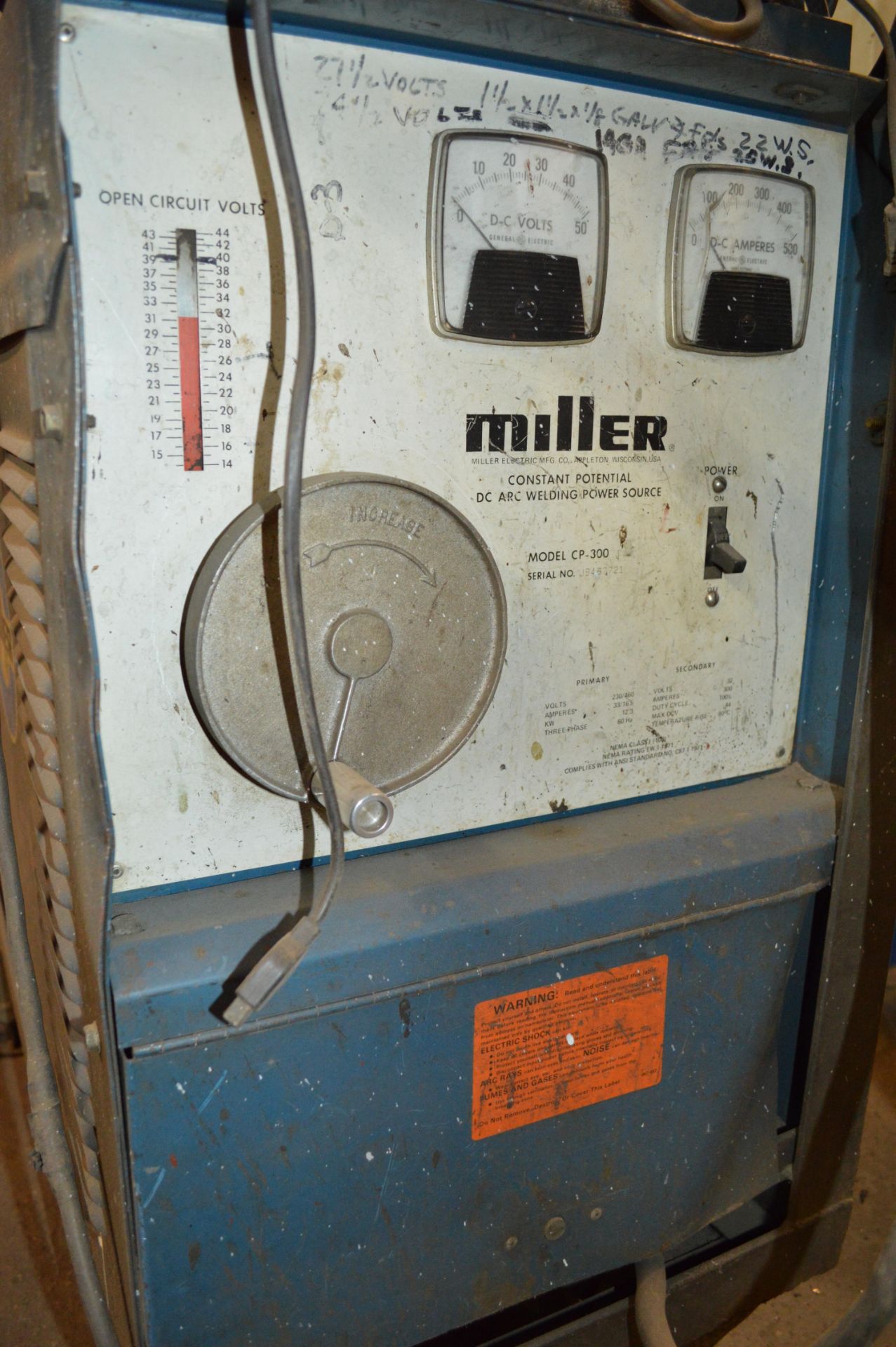 MILLER WELDING MACHINE