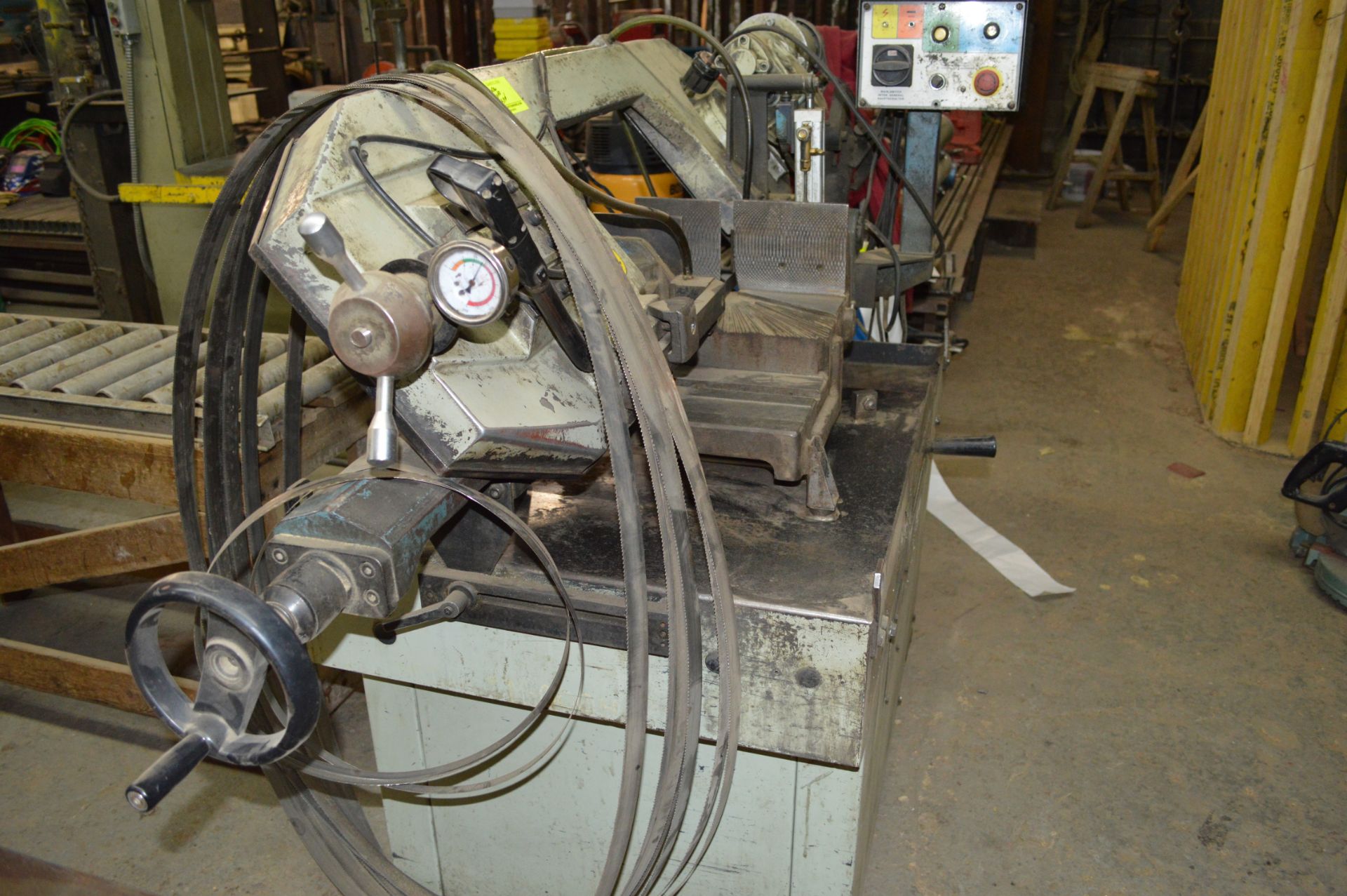 BAILEIGH INDUSTRIES BRAND HORIZONTAL METAL BAND SAW WITH SPARE BLADES MODEL BS-30MHDSV - Image 4 of 5