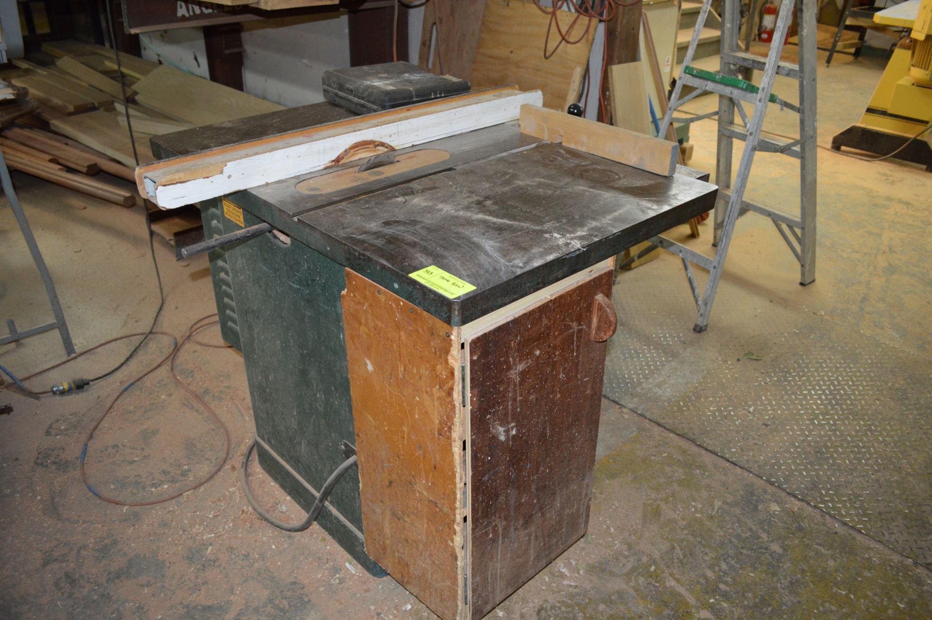 TABLE SAW - Image 2 of 2