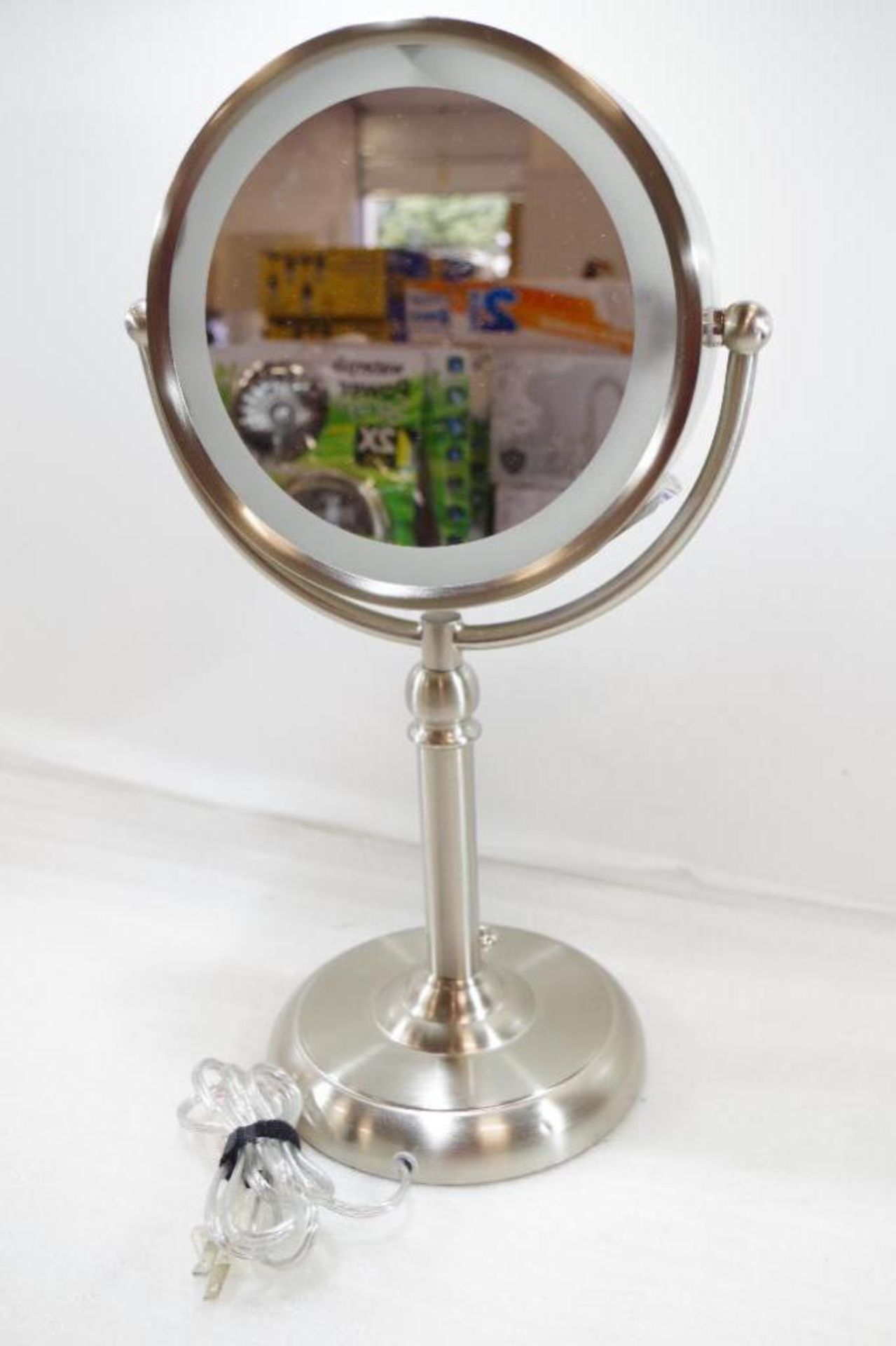 LED Vanity Mirror, Magnification 1x to 10x