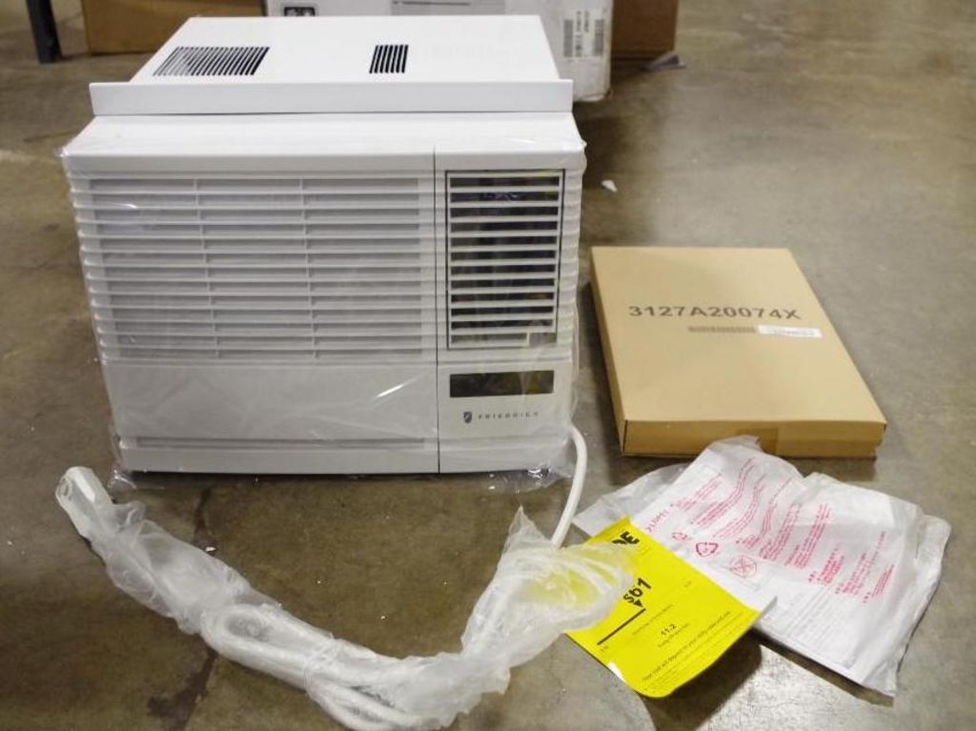 FRIEDRICH Electric Window Air Conditioner w/ Heat M/N EP08G11