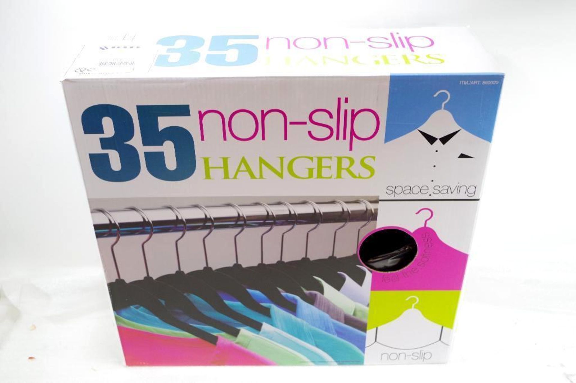 NEW Non-Slip Hangers (1-Box of 35)