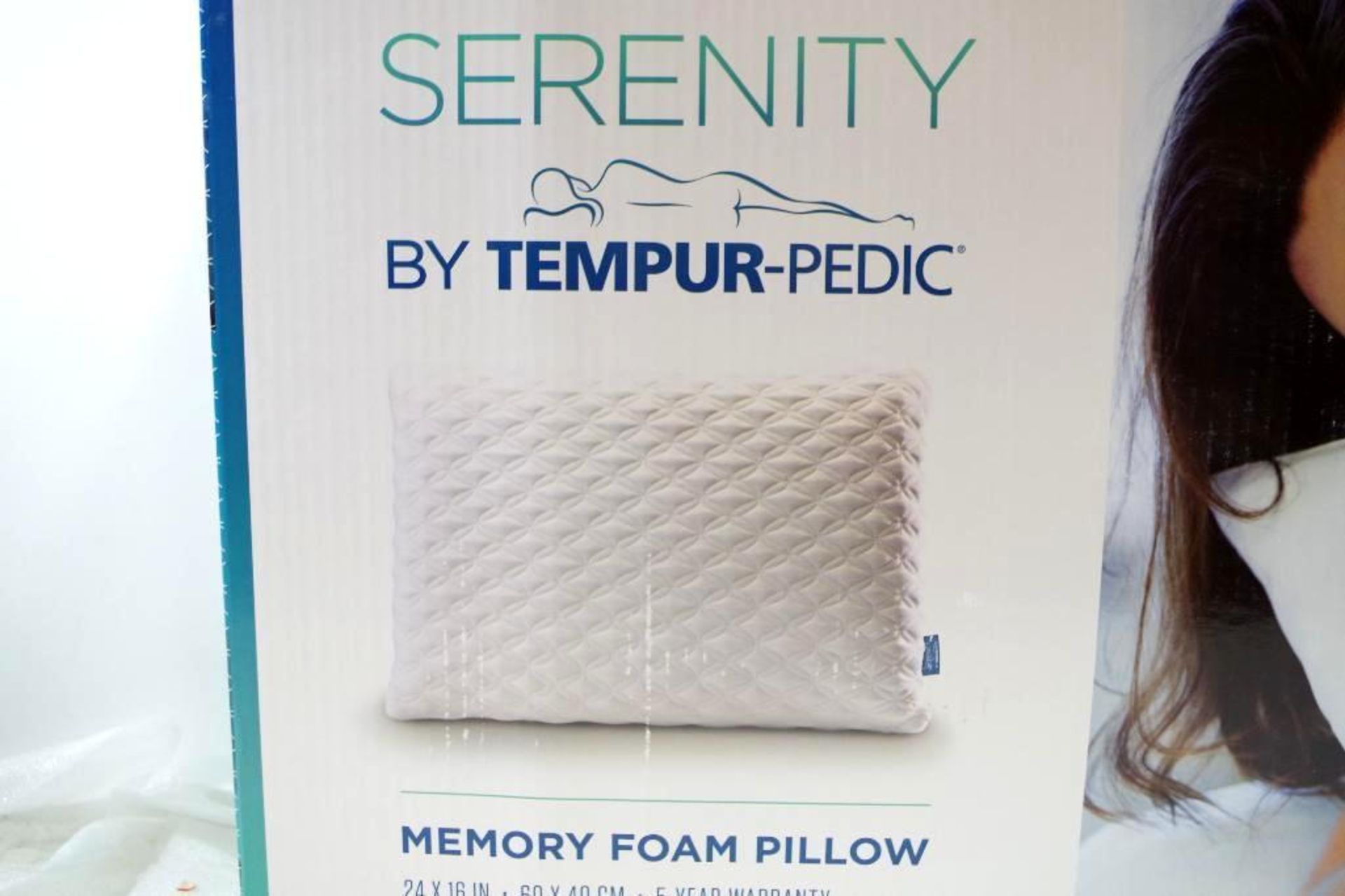 SERENITY BY TEMPUR-PEDIC Memory Foam Pillow Size: 24" x 16" - Image 3 of 3