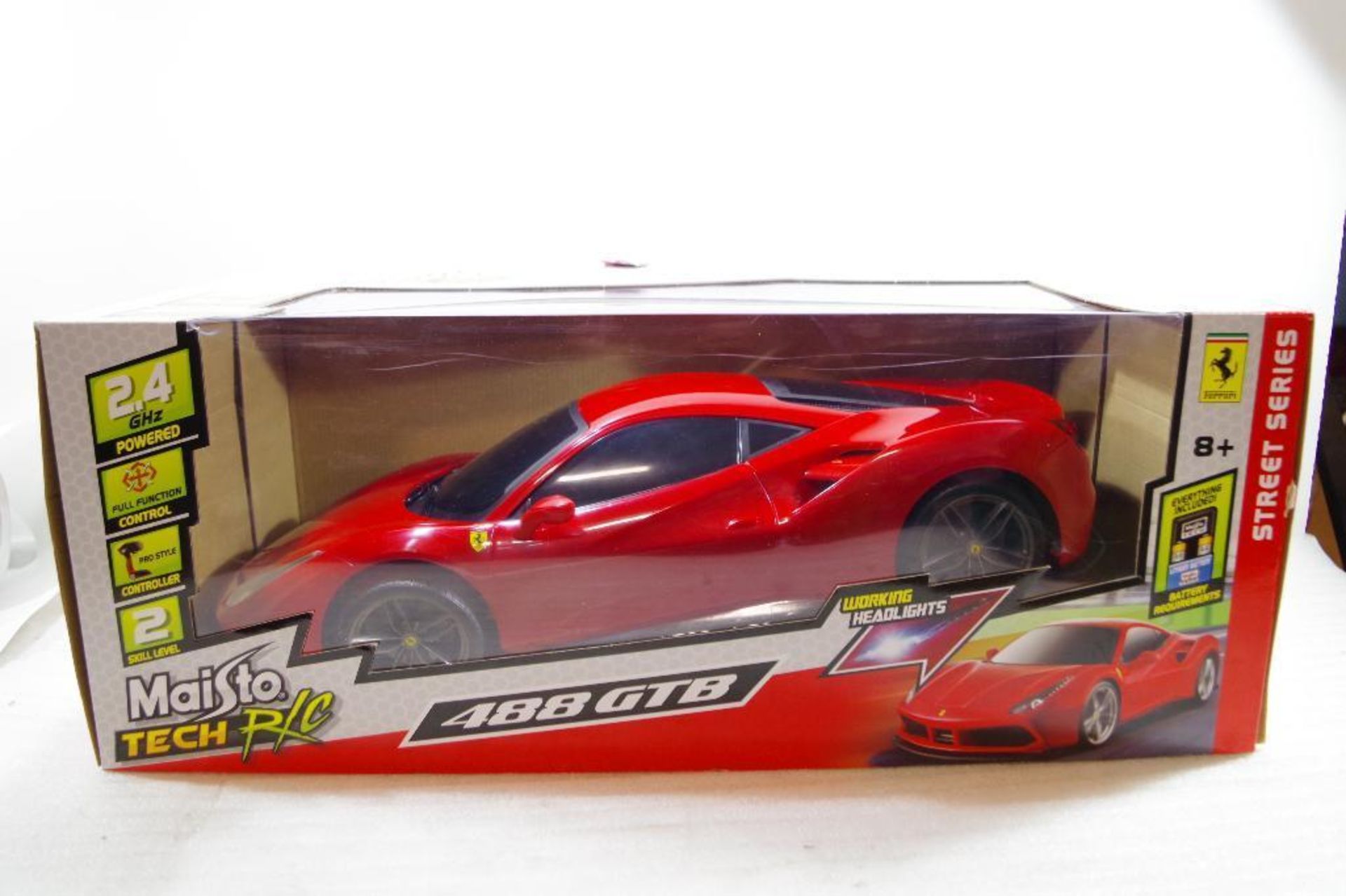 MAISTO Tech RC 2.4GHz Car, Store Return