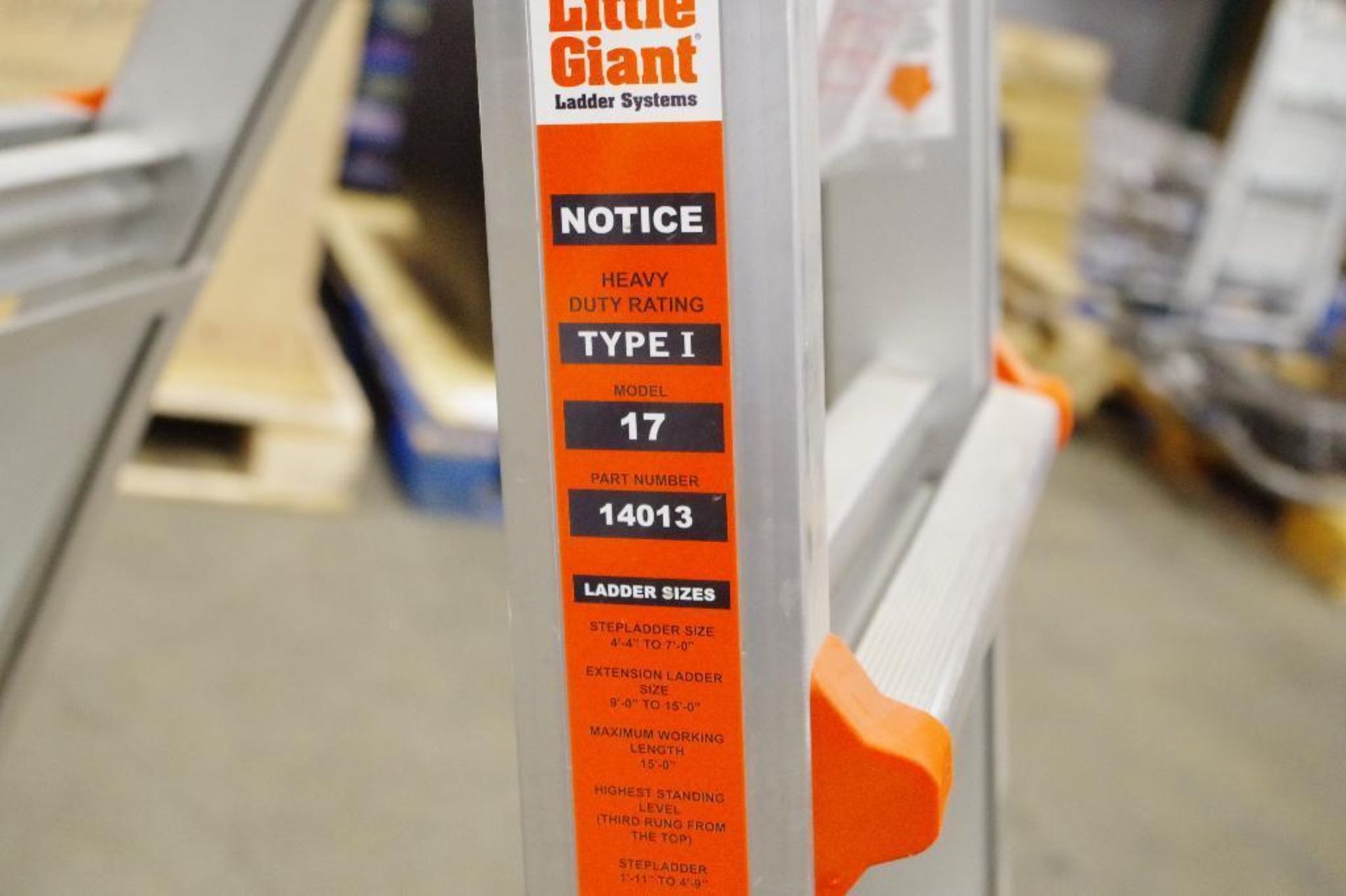 NEW LITTLE GIANT Alta-One Heavy Duty Rating Step Ladder - Image 3 of 5