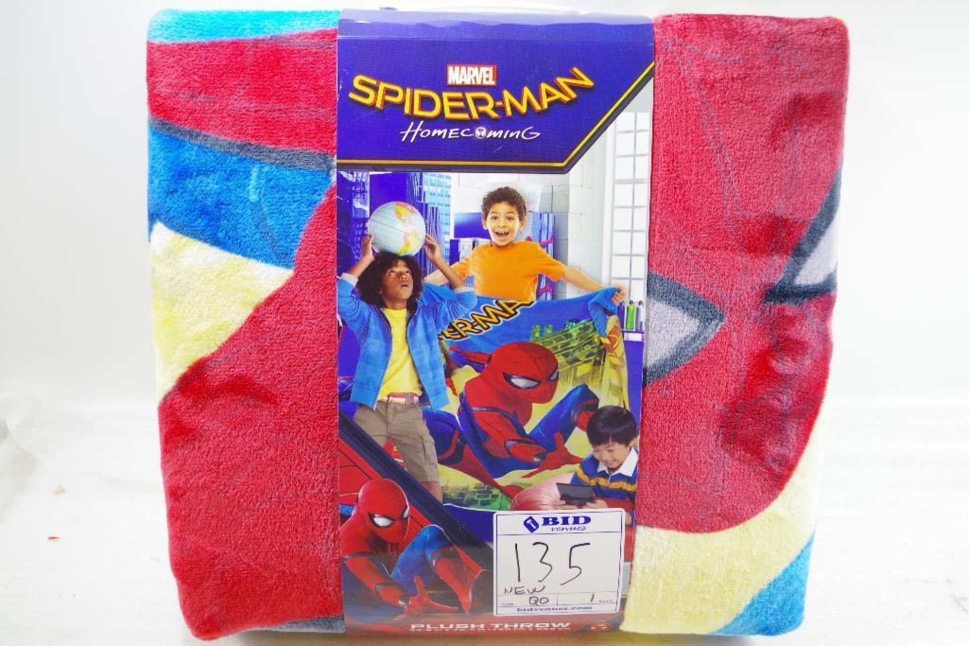 NEW MARVEL Spider-Man Plush Throw Blanket Size: 59" x 78.7"