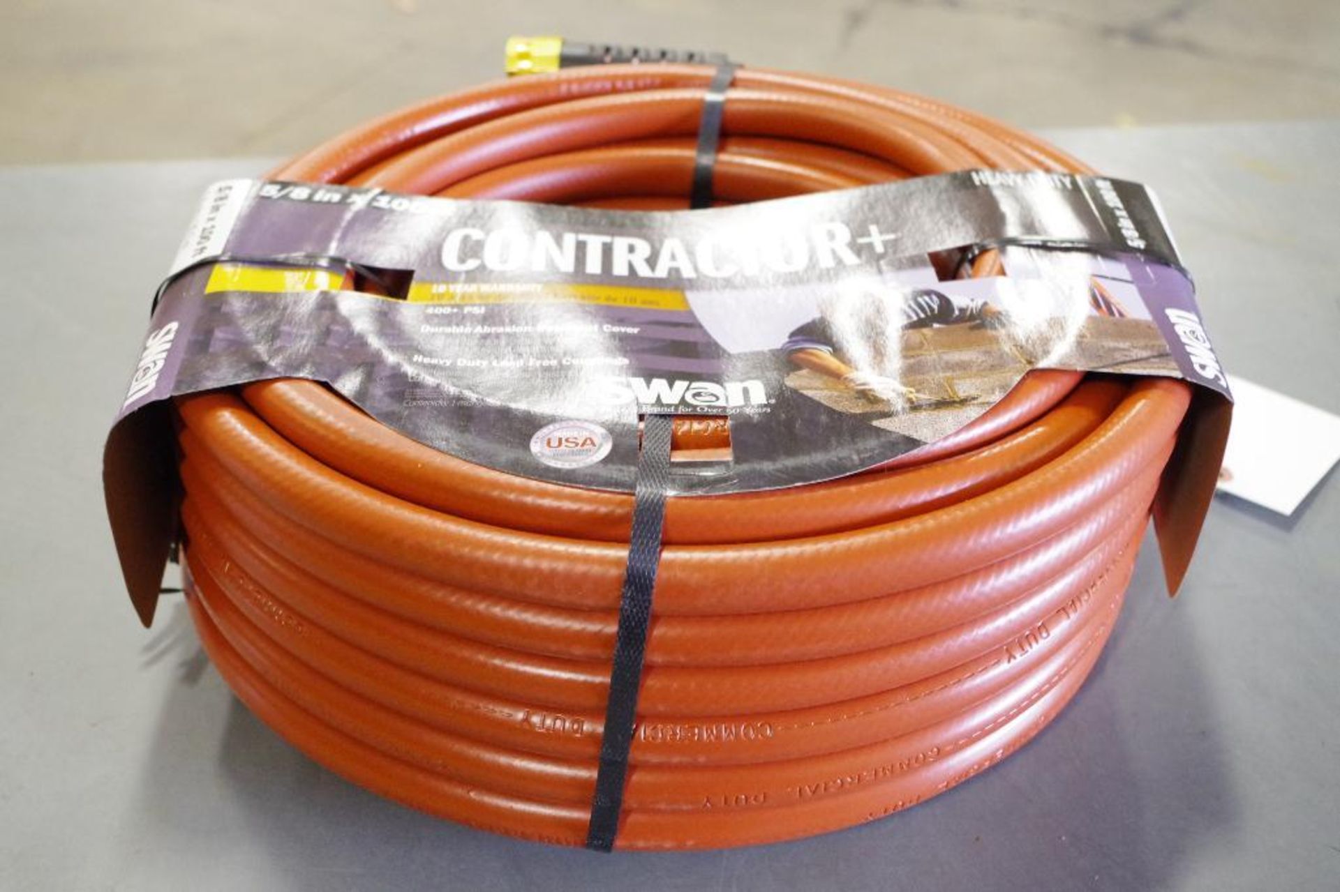 NEW SWAN CONTRACTOR+ 5/8" x 100' Heavy Duty 400 PSI Water Hose - Image 3 of 3