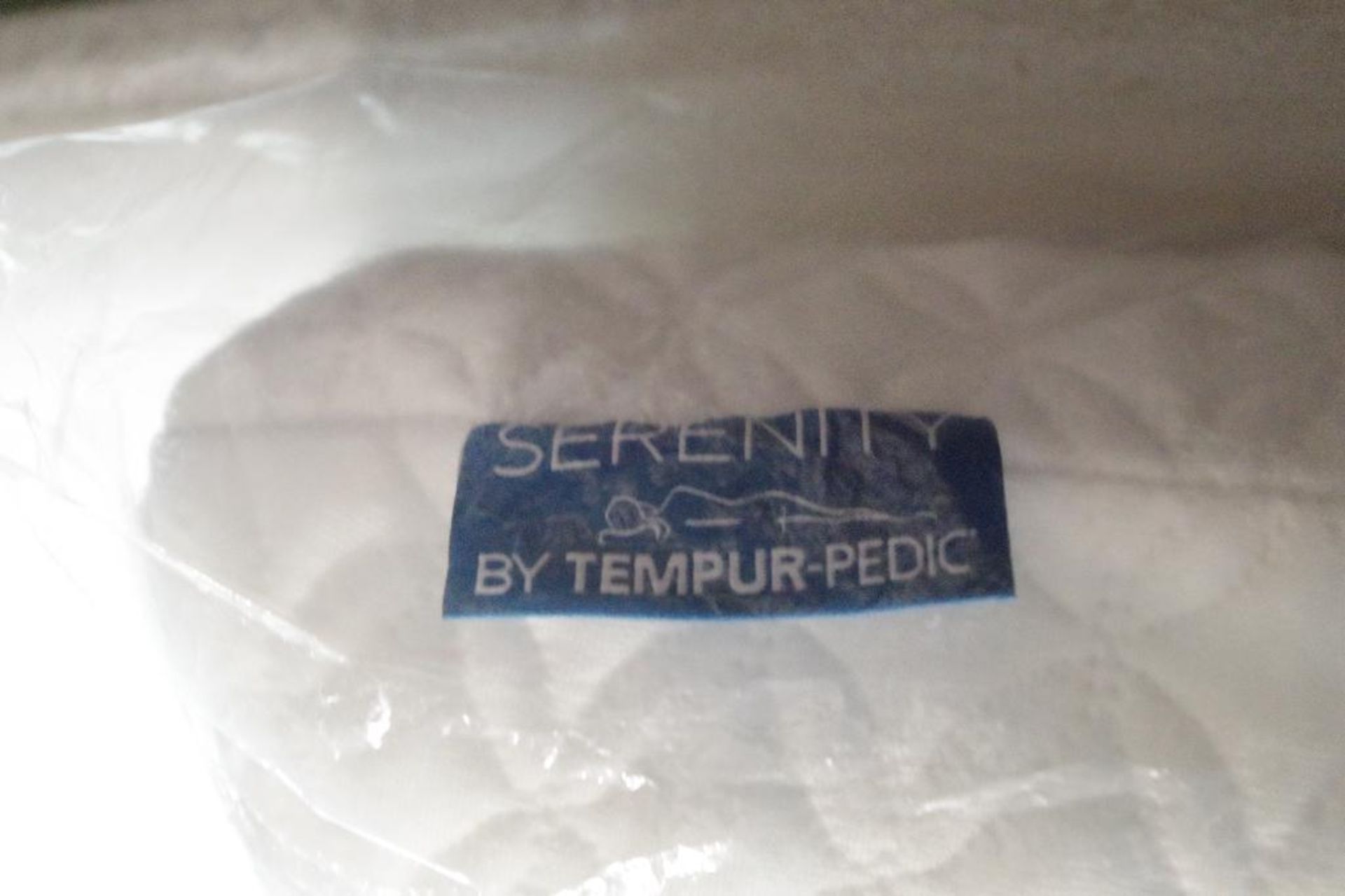 SERENITY by TEMPUR-PEDIC Memory Foam Pillow, Size: 24" x 16", (Store Return, NO Box) - Bild 2 aus 3