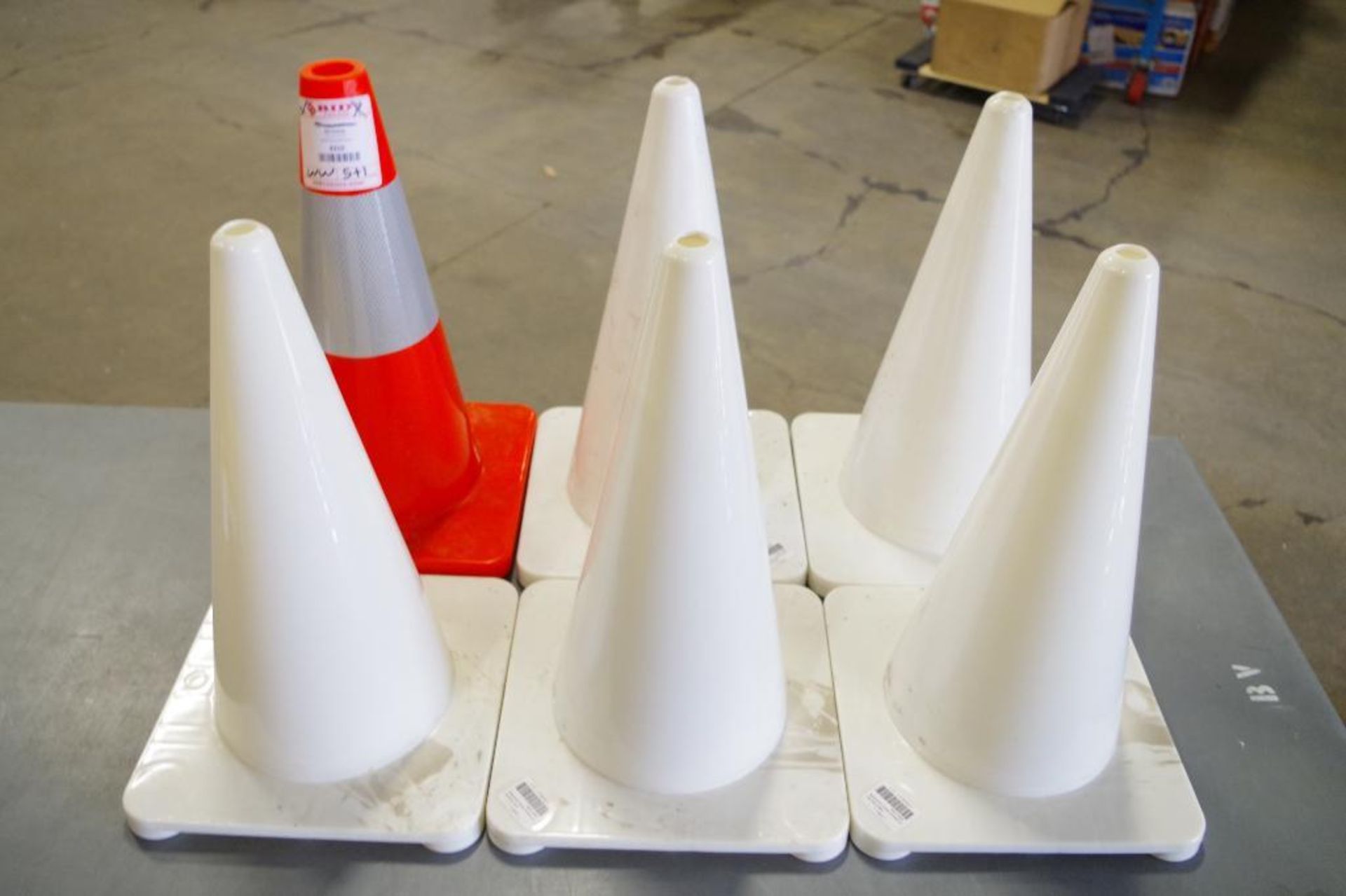 [5] 18" White Polyethylene Traffic Cones M/N 1YBW7 & [1] Orange Traffic Cone
