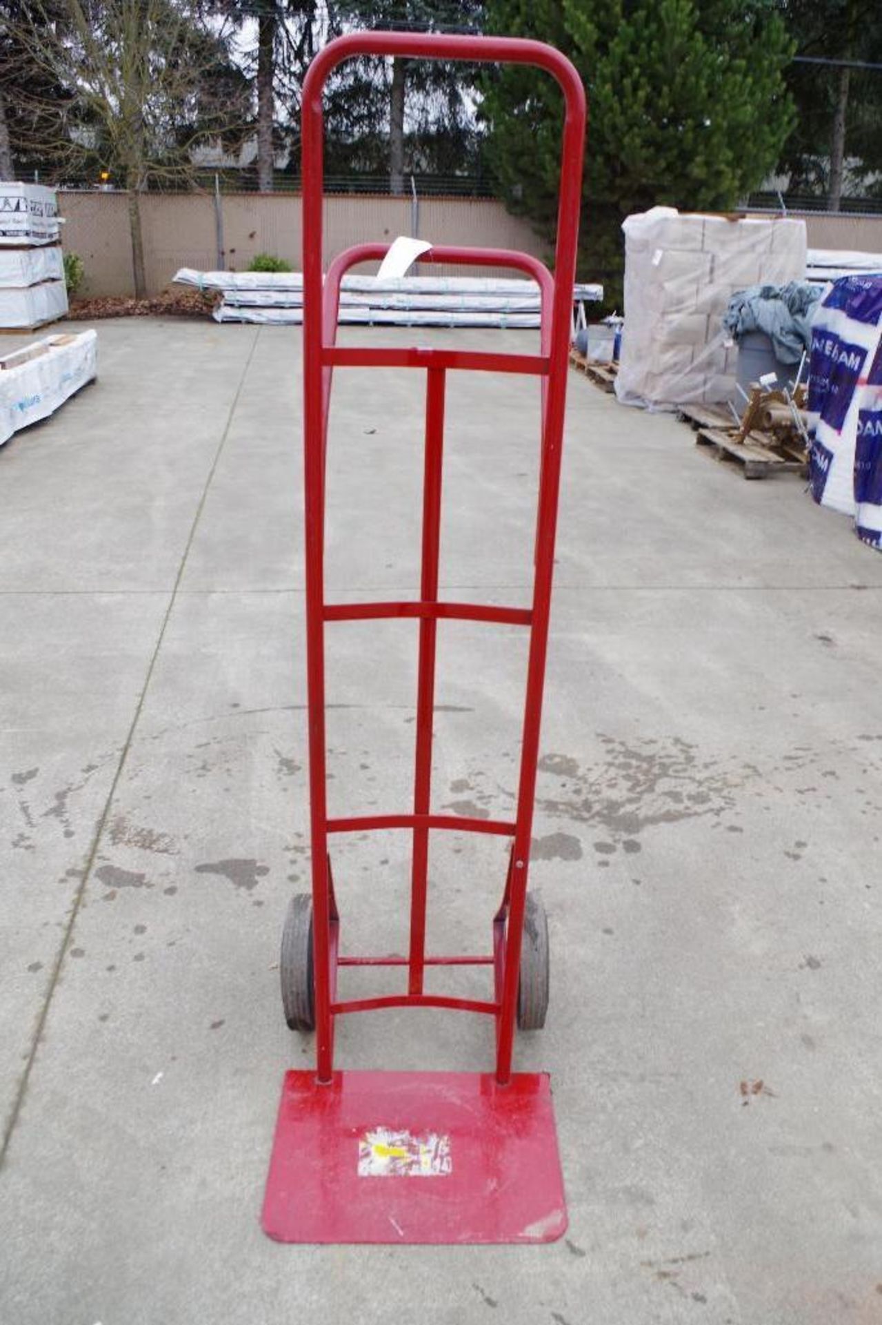 DAYTON Red High-Frame Hand Truck, 400 lb. Capacity M/N 1W680H - Image 3 of 4