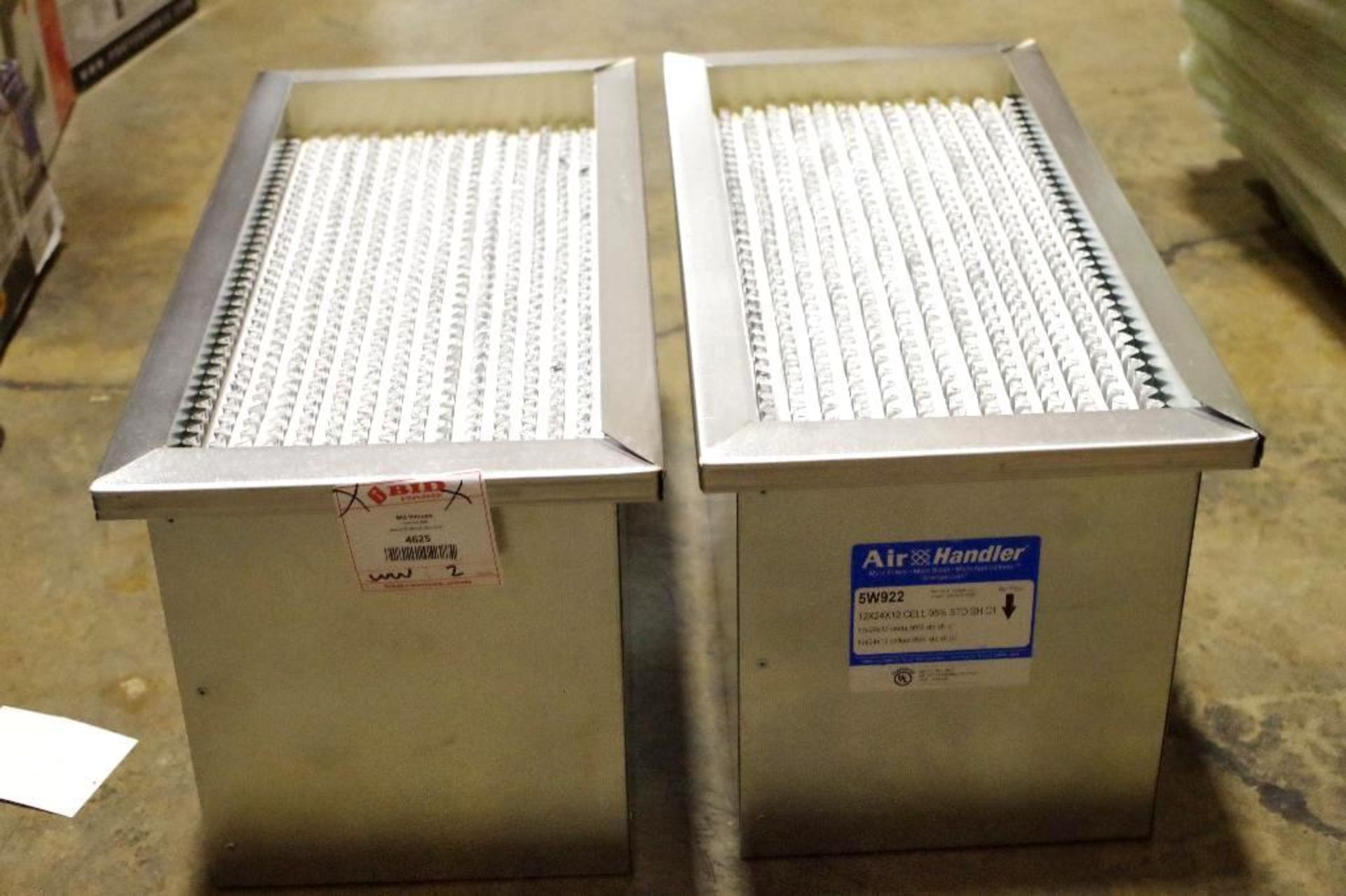 [2] AIR HANDLER Cartridge Filter 95% Filter Efficiency 12" x 24" x 12"