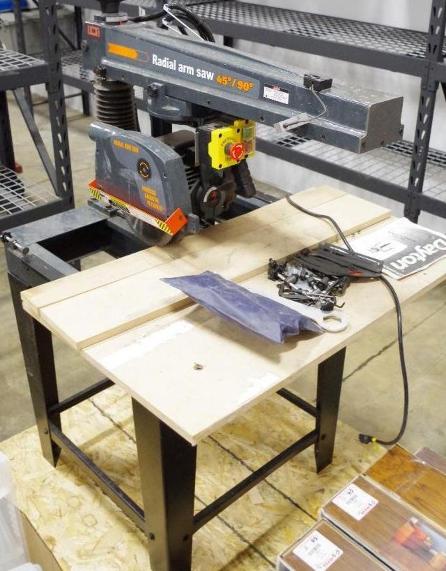 DAYTON 10"/12" Radial Arm Saw (Appears UNUSED)