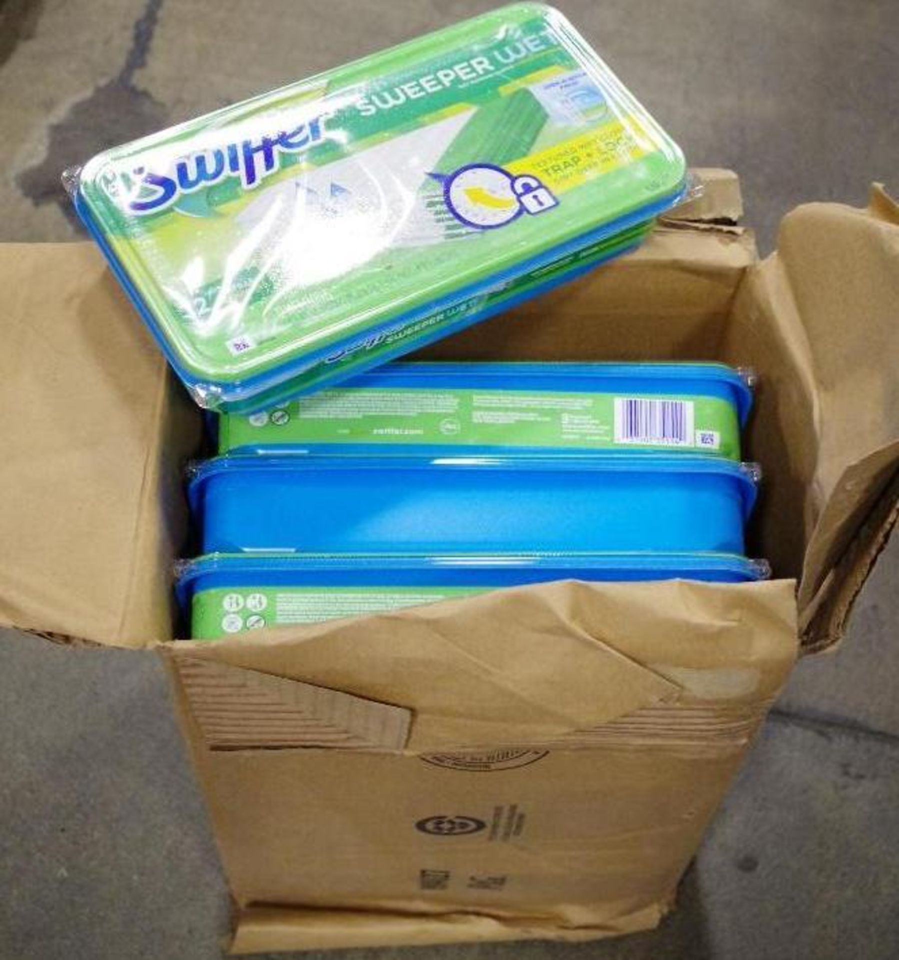 SWIFFER Wet Mopping Cloths (12 Boxes of 12 Cloths Each) - Image 3 of 3