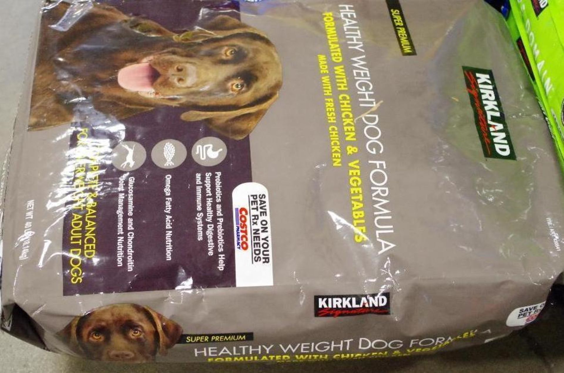 KIRKLAND SUPER PREMIUM 40-lbs. Healthy Weight Dog Food Bag - Image 3 of 4
