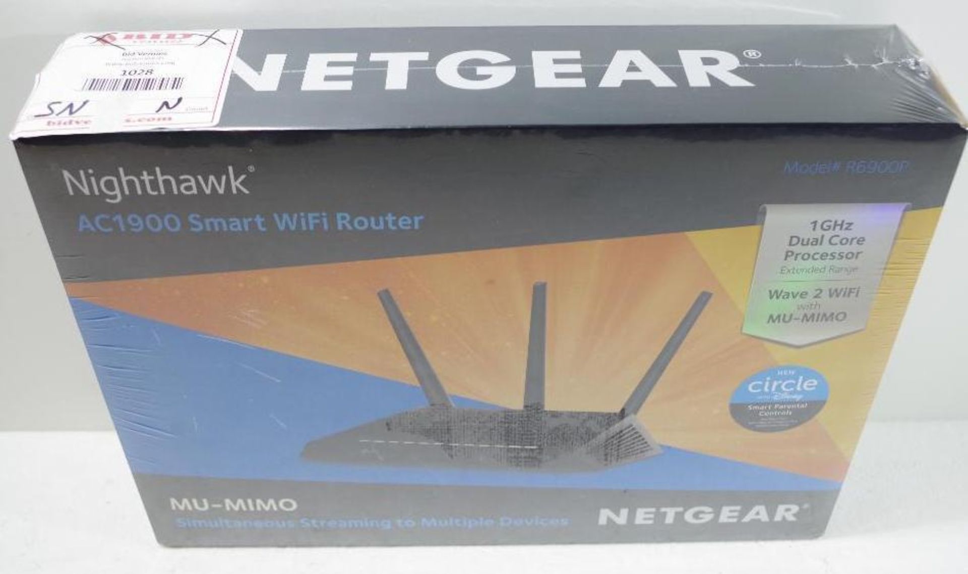 NEW NETGEAR Nighthawk AC1900 Smart WiFi Extended Range 1 Ghz Dual Core Processor Router - Image 2 of 2