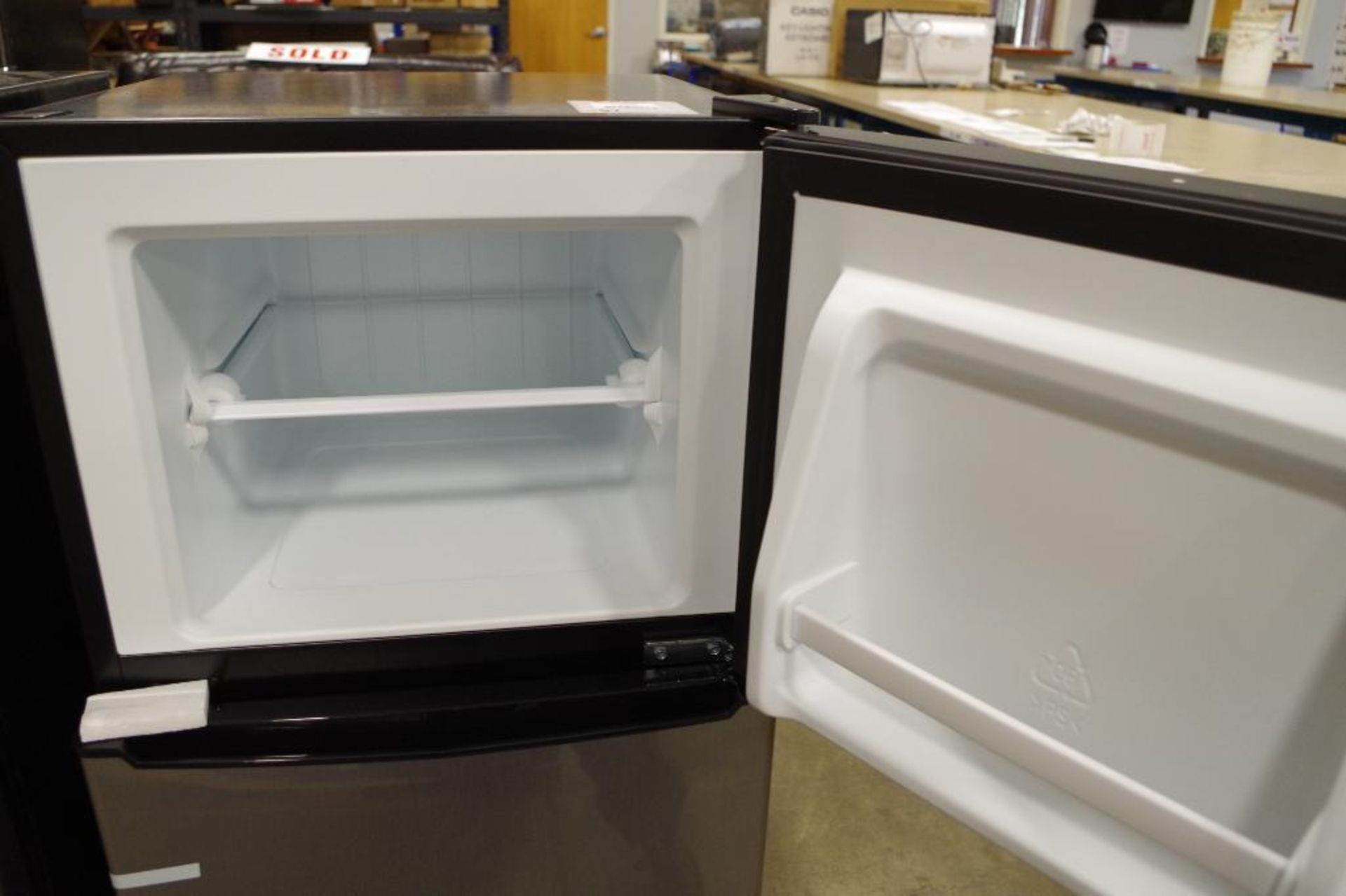 UNUSED Whirlpool® 4.6 cu. ft. Top-mount Refrigerator with Stainless Steel Look M/N WH46TS1E - Image 3 of 6