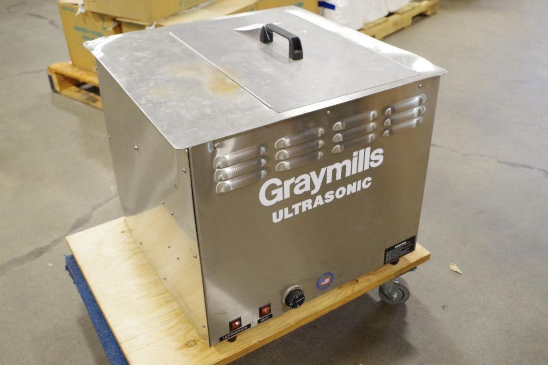 GRAYMILLS 13-Gal. Ultrasonic Power BT 130SE Heated Cleaner Retail: $5000 - Image 5 of 5