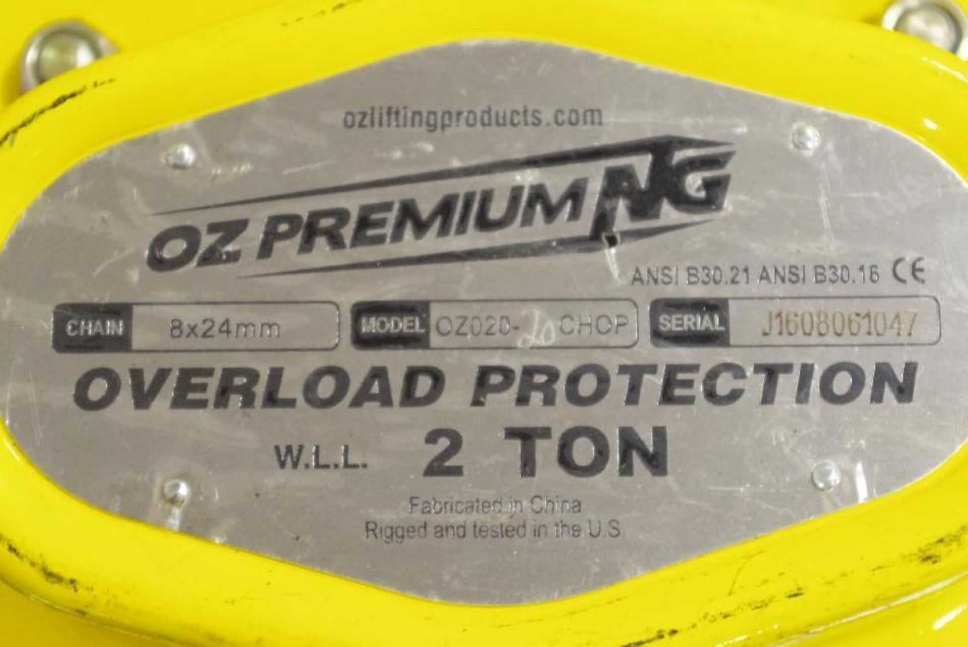 OZ PREMIUM 2 Ton Manual Chain Hoist - Image 2 of 2