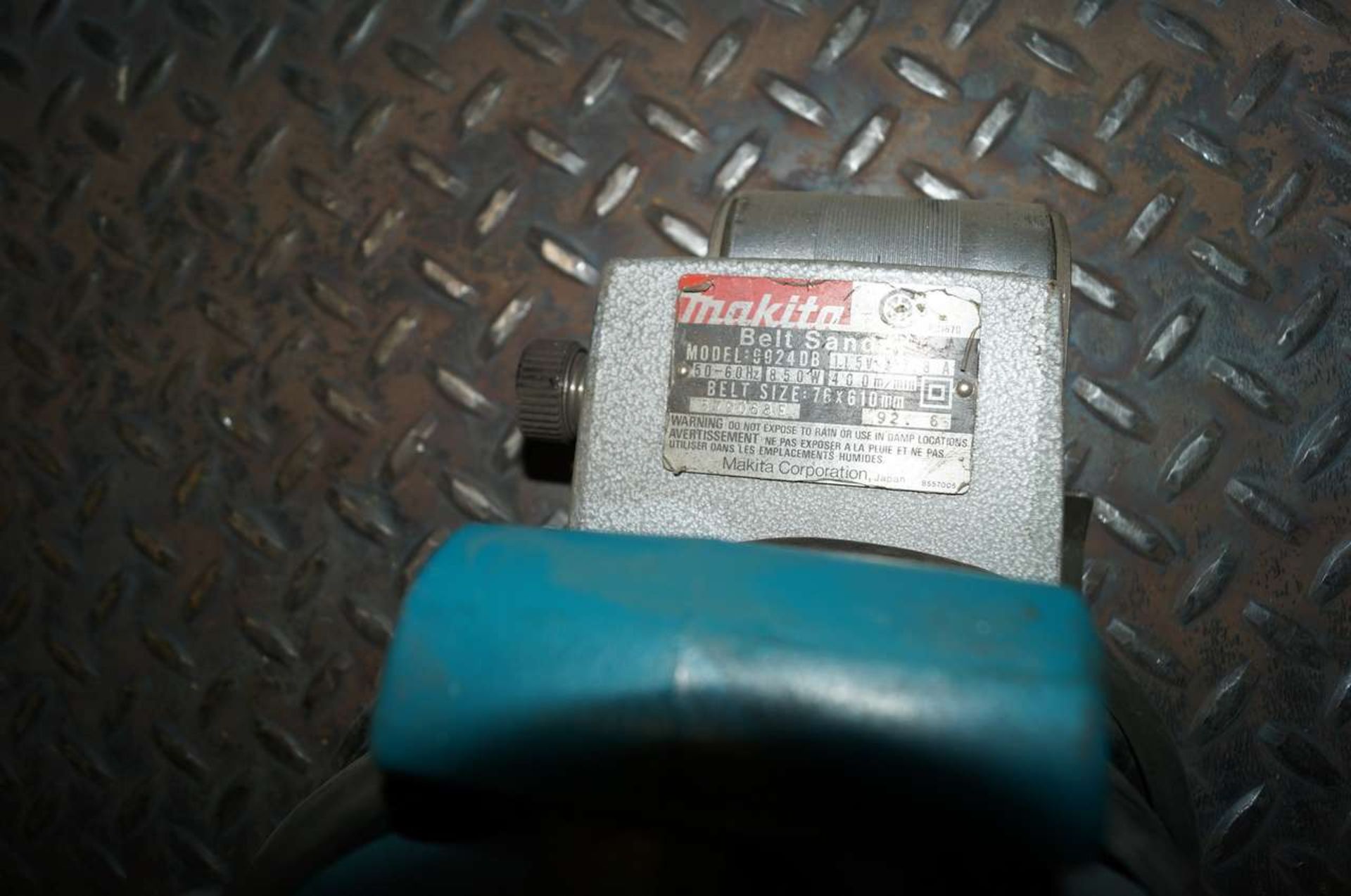 Makita 9924DB Electric Belt Sander - Image 2 of 2