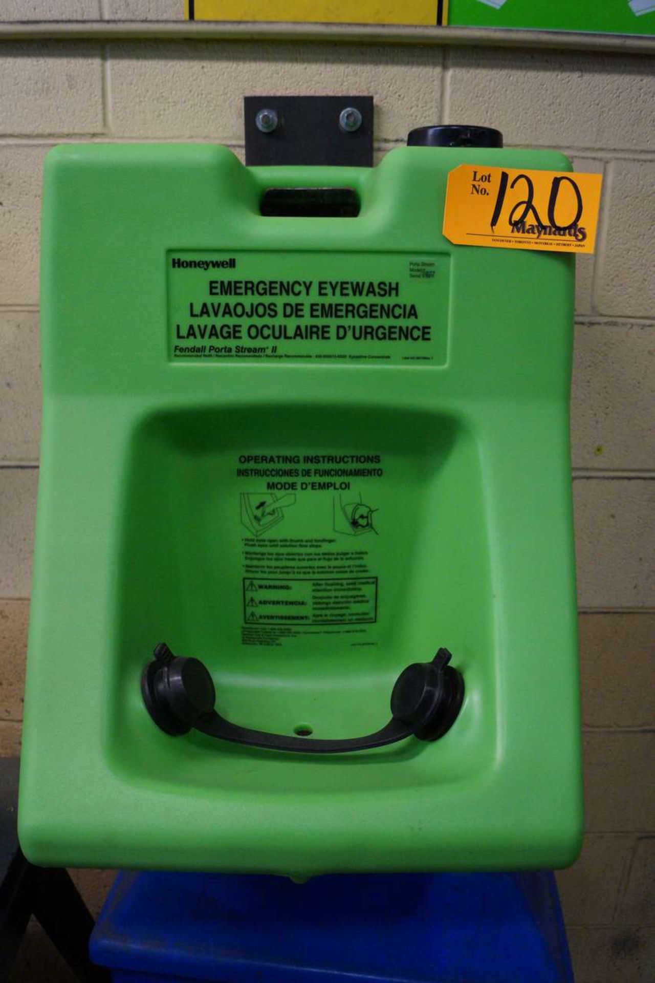 Honeywell Portable Emergency Eyewash Station