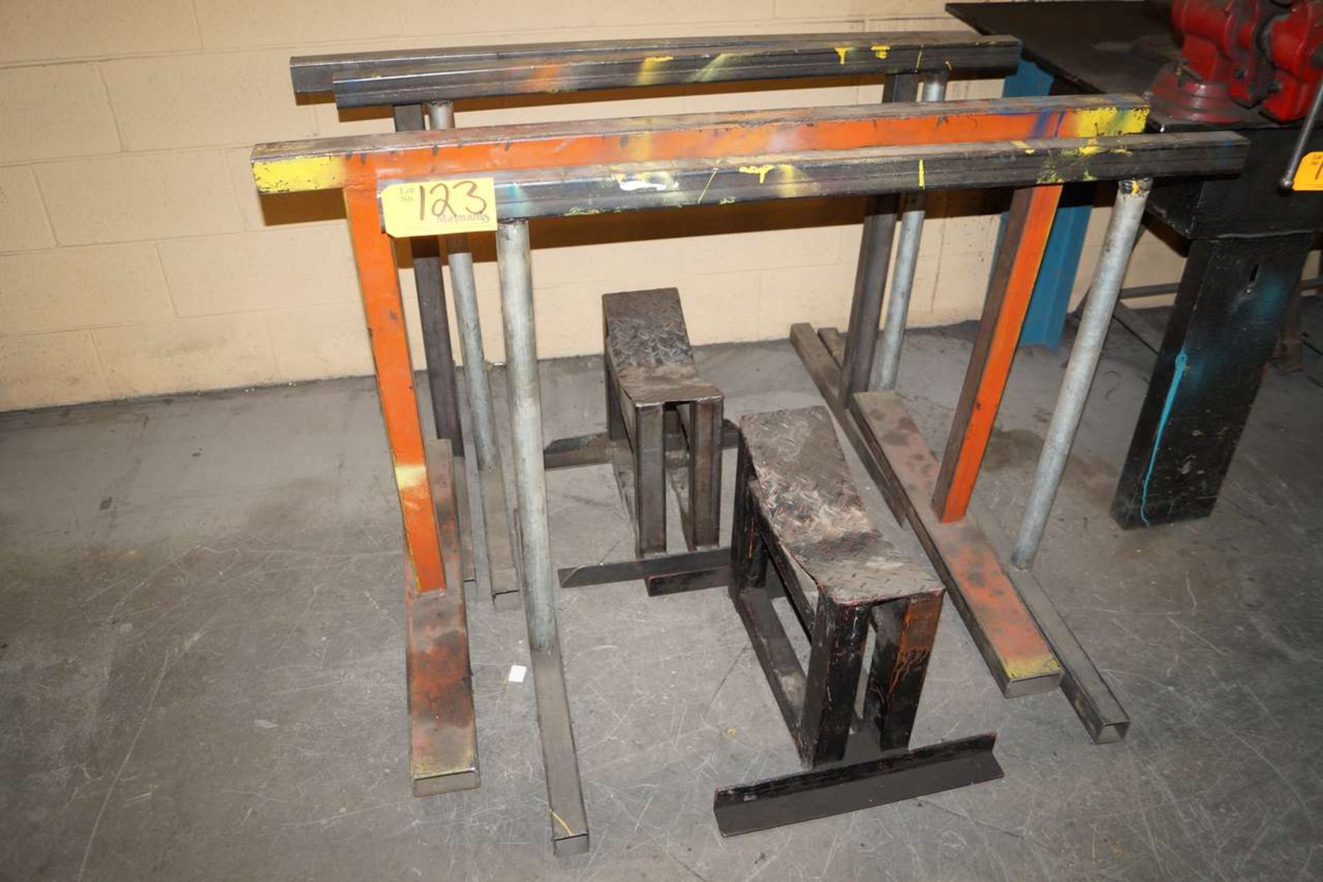 (6) Material Support Stands