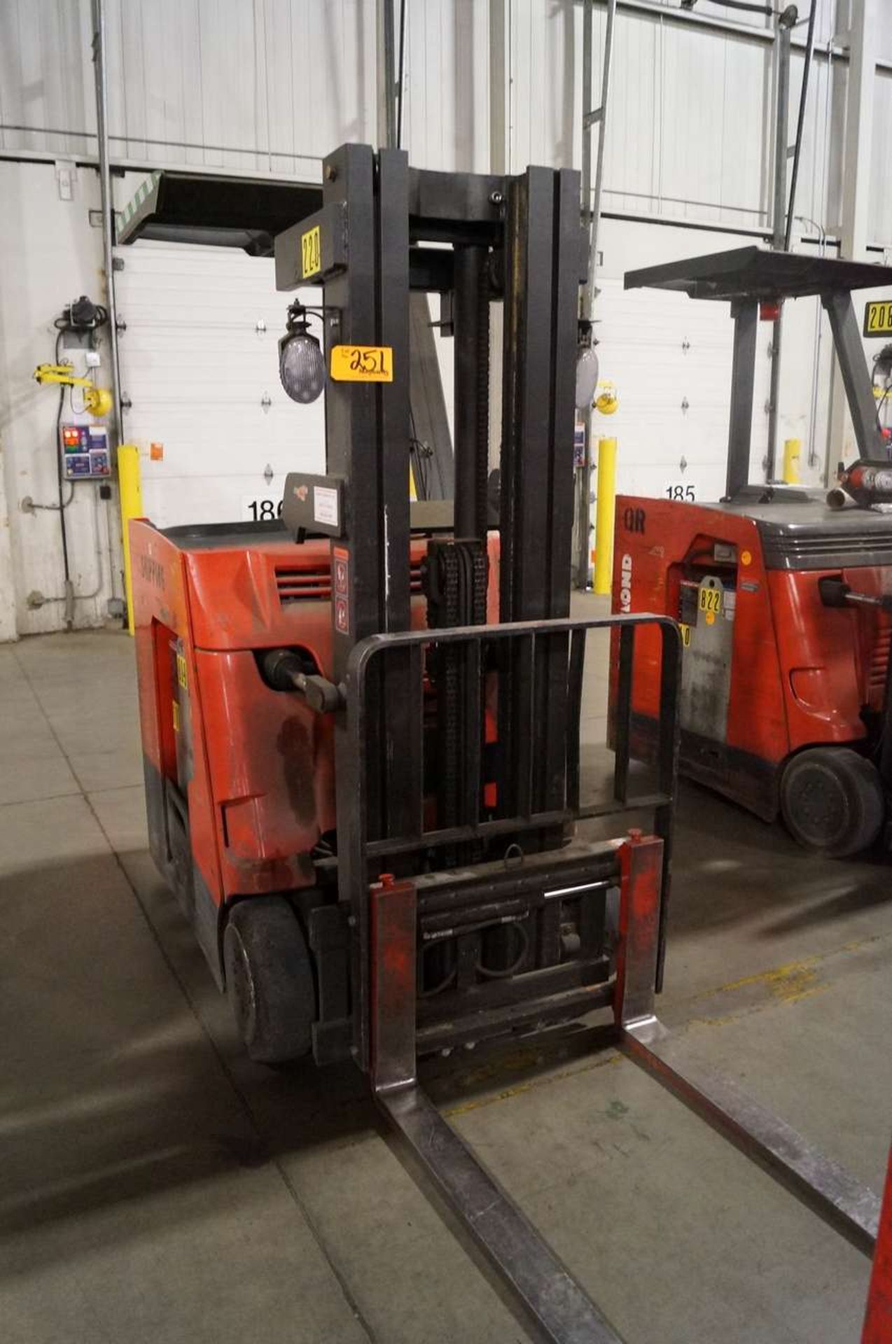 2012 RAYMOND 415-C30TT-83 Electric Counterbalance Stand Up Down