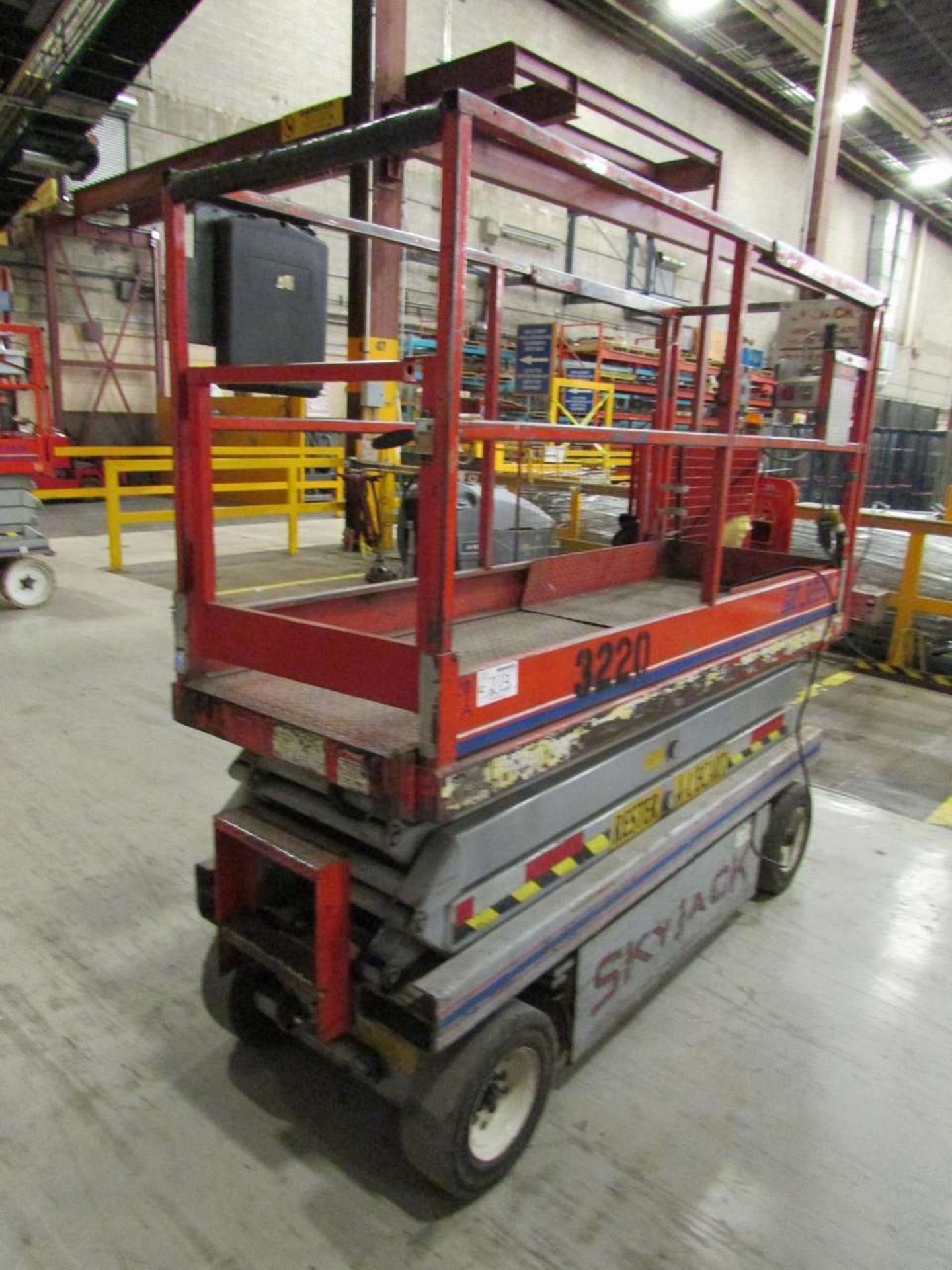 1990 SkyJack SJII 3220 Electric Scissor Lift